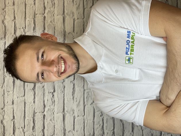Fizjoterapeuta Maciej Szala